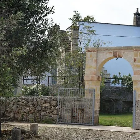 Fata Bianca Ξενοδοχείο με διαμερίσματα *